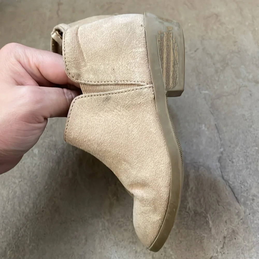 5 for $25🎈old navy booties
